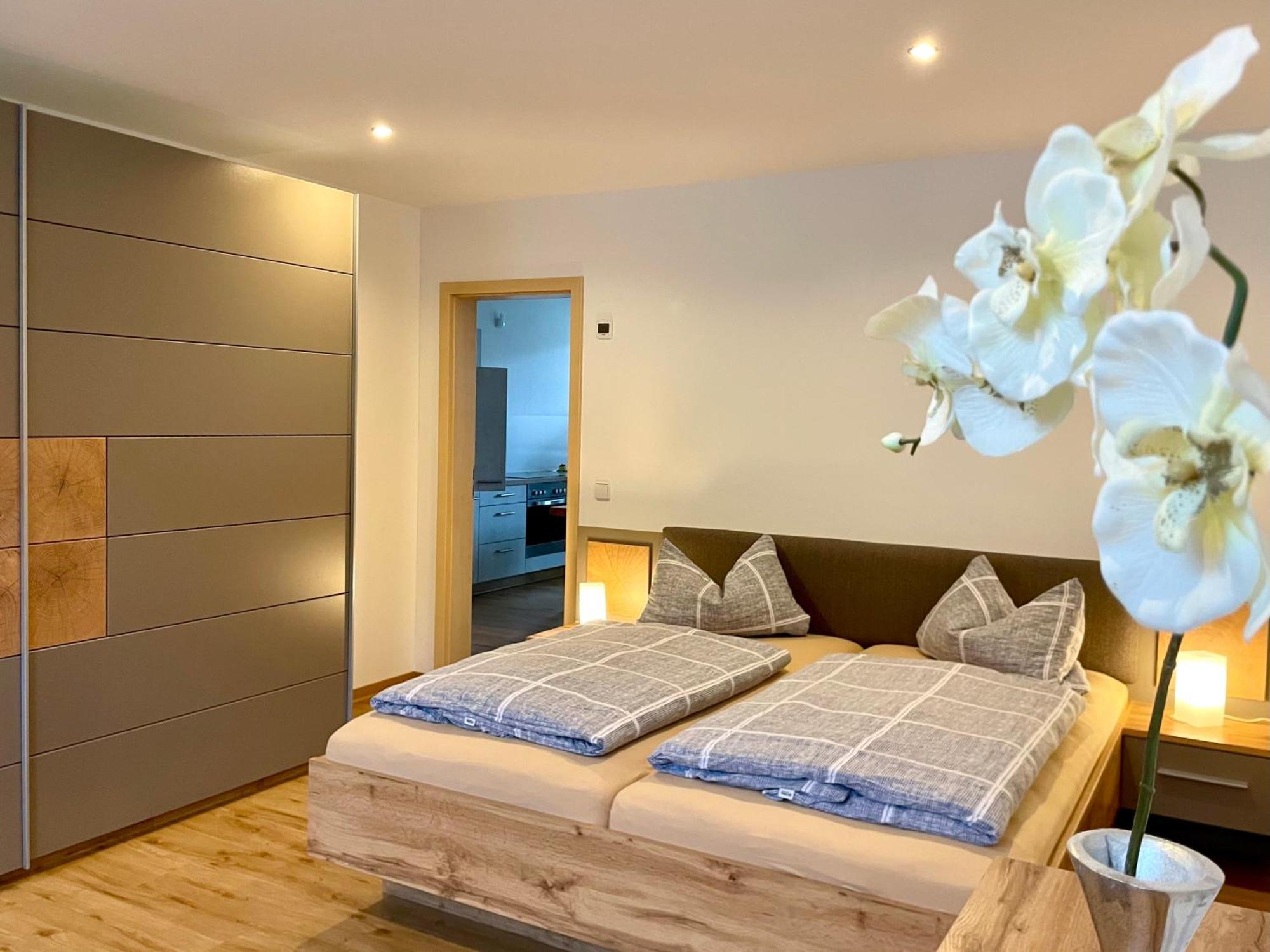 Stadtoase Geraeumige Gaestewohnungen Mit Balkon, Komfort, Modernitaet Und Ruhe, Fuer Monteure Geeignet, Free Wifi Frankenberg Екстер'єр фото
