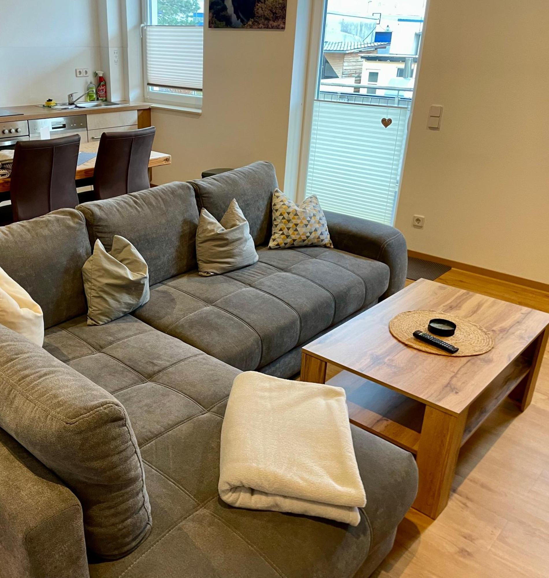 Stadtoase Geraeumige Gaestewohnungen Mit Balkon, Komfort, Modernitaet Und Ruhe, Fuer Monteure Geeignet, Free Wifi Frankenberg Екстер'єр фото