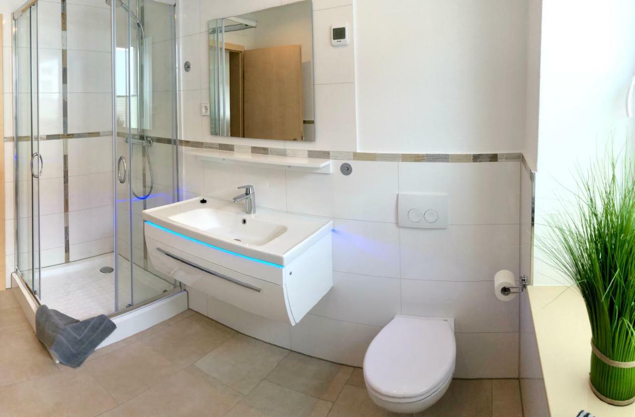 Stadtoase Geraeumige Gaestewohnungen Mit Balkon, Komfort, Modernitaet Und Ruhe, Fuer Monteure Geeignet, Free Wifi Frankenberg Екстер'єр фото